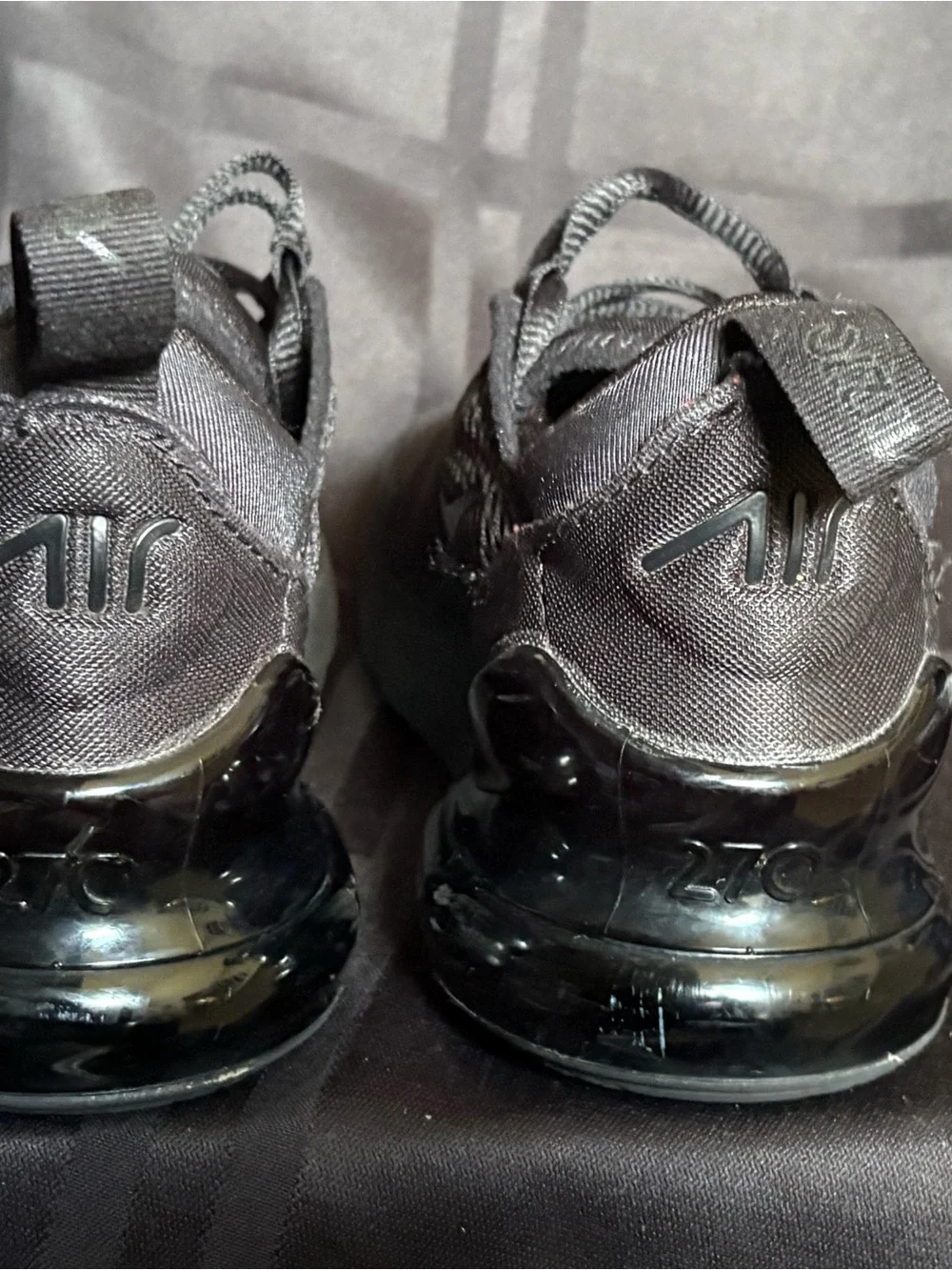 Nike Air Max 270 Shoes Youth Size 2Y Triple Black Running Sneakers